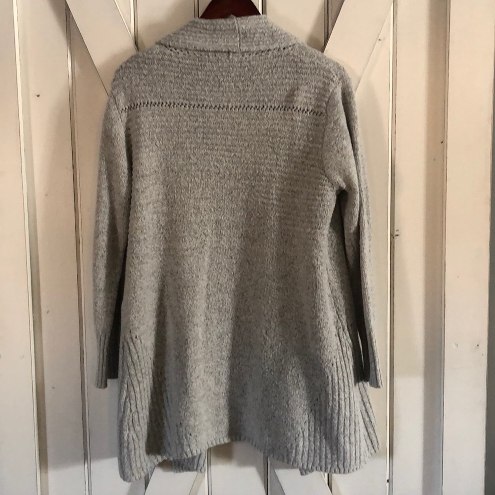 Long sleeve pull over jacket - Picture 4 of 4